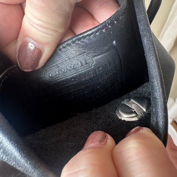 Authentic Vintage COACH Small Turnlock Crossbody Bag Purse - Picture 16 of 16